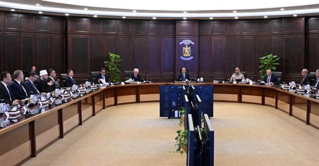باستثمارات 750 مليون دولار.. الرخصة الذهبية لـ"نيفير منيا" لتنفيذ مشروع طاقة شمسية