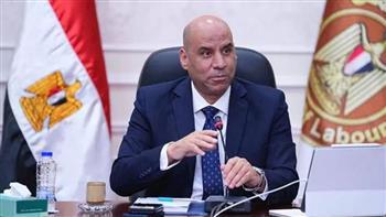 بشائر خير للشباب.. وزير العمل يواصل فتح أبواب الرزق بـ1489 فرصة عمل جديدة