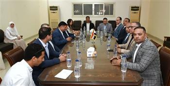وزير الصناعة ومحافظ دمياط يتفقدان مدينة دمياط للأثاث للتعرف على الموقف التنفيذي للمدينة
