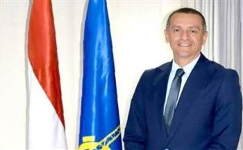   محافظ أسوان يهنئ الرئيس السيسي بذكرى المولد النبوى الشريف