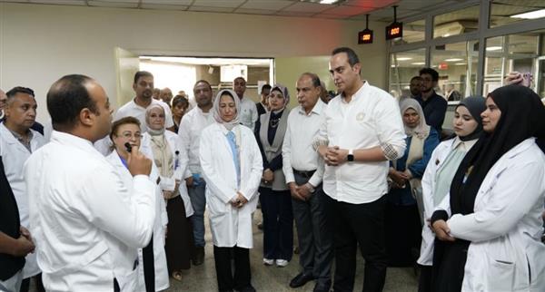 رئيس هيئة الرعاية الصحية ومحافظ المنيا يتفقدان مركز أورام المنيا