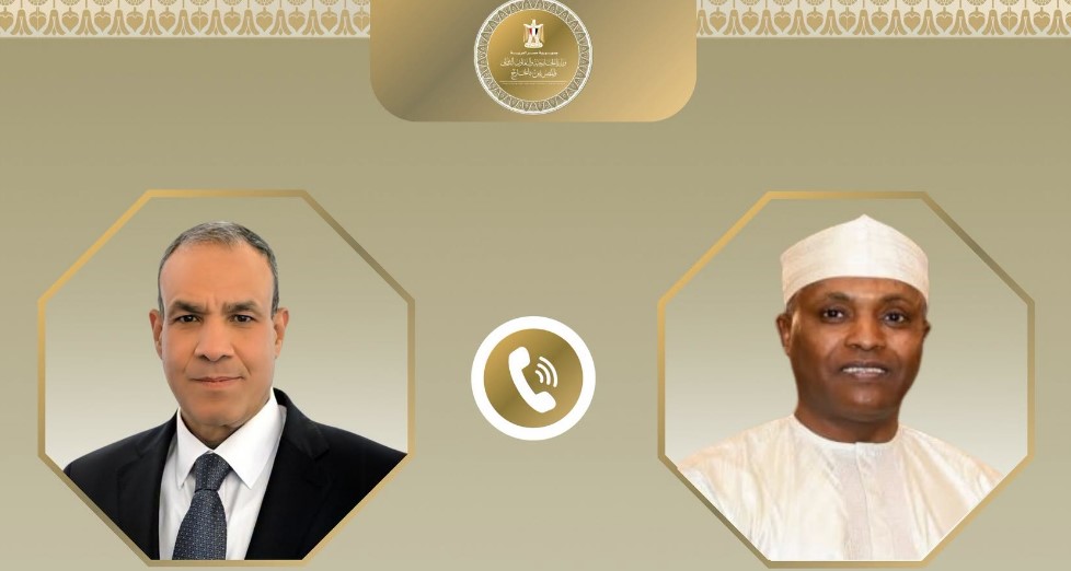 وزير الخارجية ونظيره التشادي يبحثان تعزيز العلاقات وملفات المنطقة