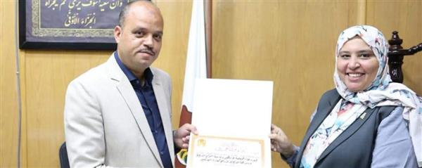 نائب محافظ الوادي الجديد يؤكد استمرار التعاون بين "التنمية المحلية" والمحافظات
