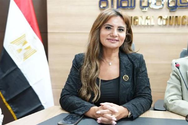 "القومي للمرأة" يعزز مهارات الحوار لدى طلاب التدريب الصيفى