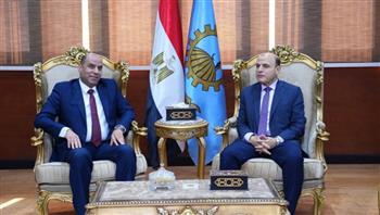 وزير العمل ومحافظ الغربية يبحثان ملفات العمل والاستثمار والتشغيل