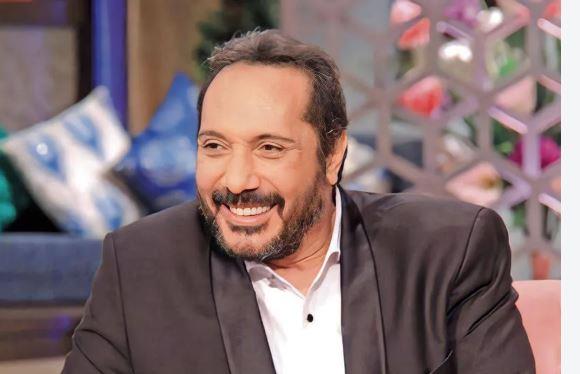 علي الحجار يلتقي جمهوره في حفل غنائي بساقية الصاوي الليلة