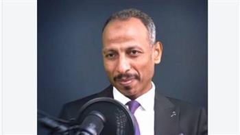 شبكة «رصد» تروج لأبو بكر خلاف رغم الجدل حول علاقاته بإسرائيل