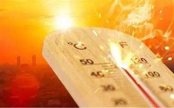 انخفاض تدريجي للحرارة خلال أيام.. خبير يكشف موعد انكسار الموجة الحارة