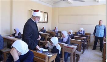 ختام امتحانات الدور الثاني للثانوية الأزهرية اليوم بمادتي الأحياء والتفسير