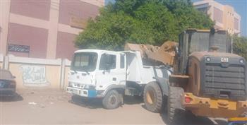 محافظ أسيوط: رفع أكثر من 120 طن مخلفات بأبنوب