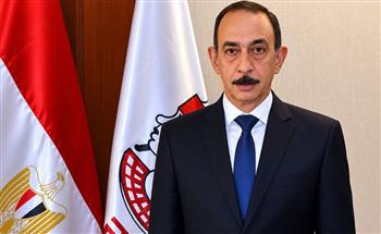   محافظ سوهاج يوجه بتسريع مد شبكات الغاز وتخصيص رقم "واتساب" خاص بالشركة لتلقي الشكاوى.