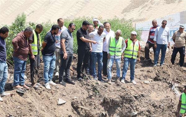 رئيس مياه القليوبية يتابع أعمال إصلاح خط مياه 630 مم بمركز طوخ
