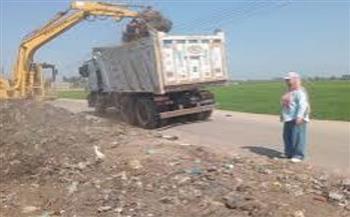 محافظ الدقهلية: رفع ونقل 700 طن من المخلفات الصلبة ونواتج التطهير بطريق نبروه طلخا
