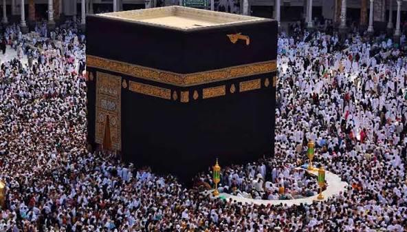 هل يلزم أهله القضاء.. حكم من مات ولم يحج وهو قادر