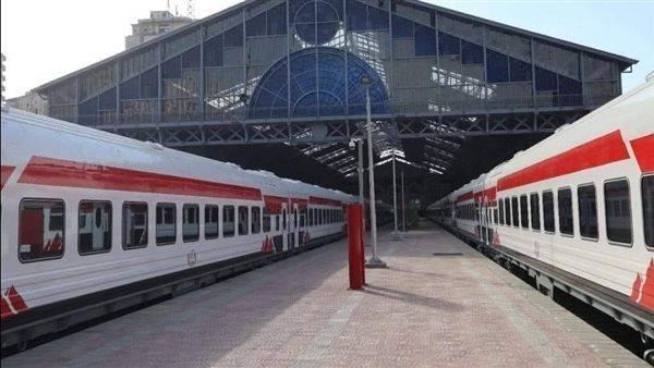 لو مسافر.. مواعيد قطارات القاهرة والإسكندرية اليوم