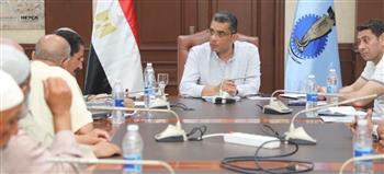 محافظ البحر الأحمر يوضح آليات ضم الصيادين لمنظومة العمالة غير المنتظمة