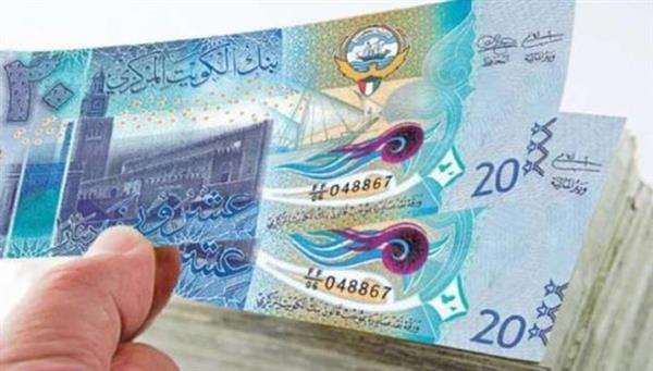 سعر الدينار الكويتي اليوم.. تحرك جديد أمام الجنيه