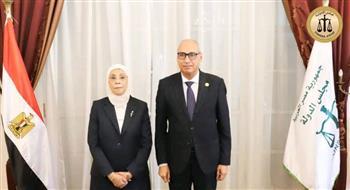 رئيس مجلس الدولة يستقبل رئيسة هيئة النيابة الإدارية لتقديم التهنئة لسيادته