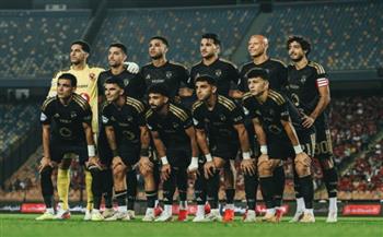 الأهلي يستأنف تدريباته.. عموتة يفتح ملف الدفاع قبل مواجهة سموحة