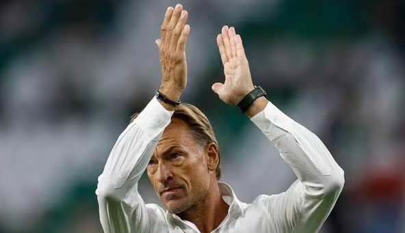 رسميًا.. هيرفي رينارد يعود لقيادة منتخب كوت ديفوار