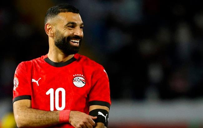 طرابزون سبور يجهز القميص رقم 11 لـ محمد صلاح.. صور