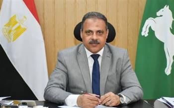   محافظ الشرقية: الدولة تولي اهتماماً بالغاً بوضع الأطر التشريعية لخفض انبعاثات الملوثات