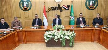   محافظ المنوفية يوجه بضبط الأسواق والتصدي للتلاعب بالأسعار
