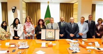   الأمين العام لجامعة الدول العربية يستقبل وفد اتحاد المستثمرات العرب