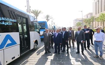   تدشين 10 ميني باصات لربط حدائق العاصمة وزهرة العاصمة بمحطة القطار الكهربائي الخفيف
