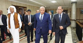 محافظ مطروح يستقبل وزير العمل لبحث دعم التدريب والتشغيل