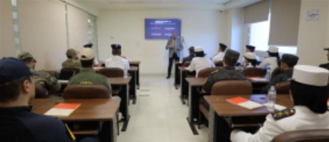 أكاديمية الشرطة تنظم دورتين تدريبيتين لكوادر "الداخلية" 