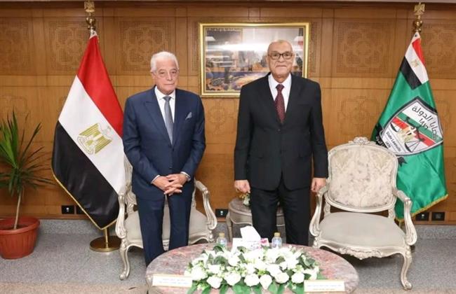 رئيس هيئة قضايا الدولة يستقبل مستشار رئيس الجمهورية للتنمية المحلية في زيارة تهنئة