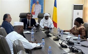 وزير الصحة يبحث مع نظيره التشادي تعزيز التعاون الصحي ودعم المنظومة الصحية في تشاد