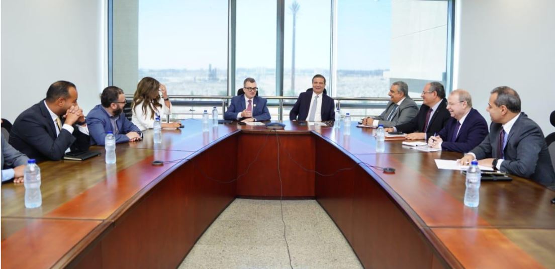 التخطيط والزراعة تبحثان خطة تنمية القطاع الزراعي وتحقيق الأمن الغذائي