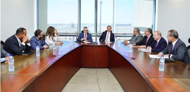 التخطيط والزراعة تبحثان خطة تنمية القطاع الزراعي وتحقيق الأمن الغذائي