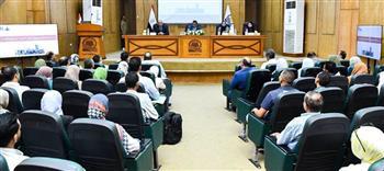 محافظ قنا يدشن خطة توحيد الهوية البصرية للشوارع والميادين