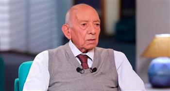   جامعة المنصورة تنفي ما تردد عن وفاة العالم الجليل الأستاذ الدكتور محمد غنيم