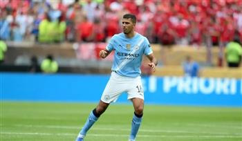   برشلونة يجهز عرضًا جديدًا لخطف رودري من مانشستر سيتي