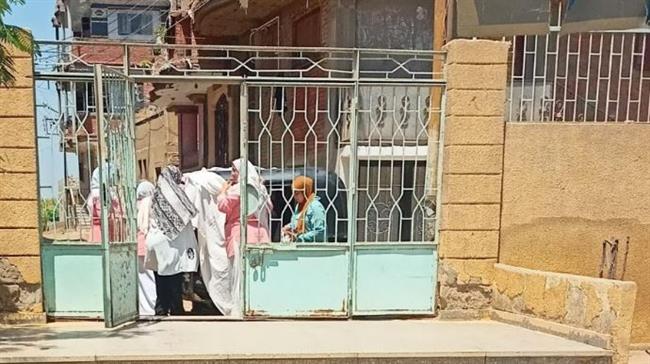 إنقاذ أم ومولودها بعد ولادة مفاجئة أمام وحدة طب الأسرة بتصفا بكفر شكر