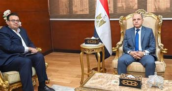   محافظ الغربية يلتقي عميد طب طنطا لبحث تطوير الصحة
