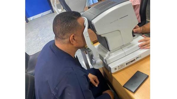 محافظ سوهاج: قافلة طبية للكشف على العيون وتوزيع 2000 نظارة طبية بالمجان