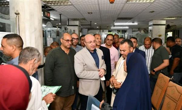 محافظ الفيوم يتفقد سير العمل بالمركز التكنولوجي بسنورس