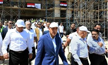   مدبولي يتفقد محطة القطار الكهربائي السريع بمطروح ويؤكد دعم الدولة للنقل المستدام