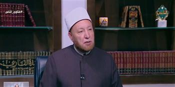 هل رش المياه في الشوارع أمام البيوت والمحلات حلال أم حرام ؟.. أمين الفتوى يجيب