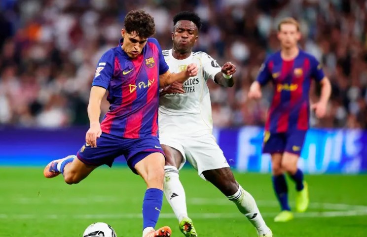 رسميًا.. موعد كلاسيكو برشلونة وريال مدريد والقناة الناقلة للمباراة