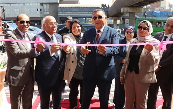 محافظ القليوبية يفتتح أول معارض «أهلًا مدارس» بشبرا الخيمة