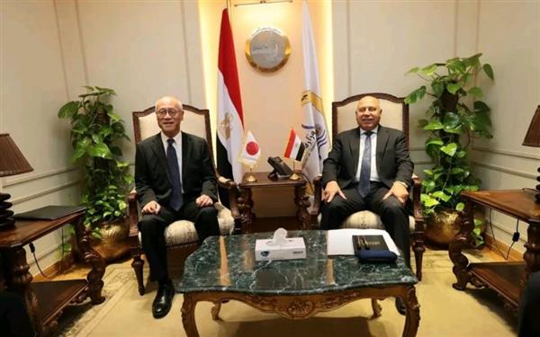 وزير النقل يبحث مع سفير اليابان متابعة تنفيذ المرحلة الأولى من الخط الرابع للمترو