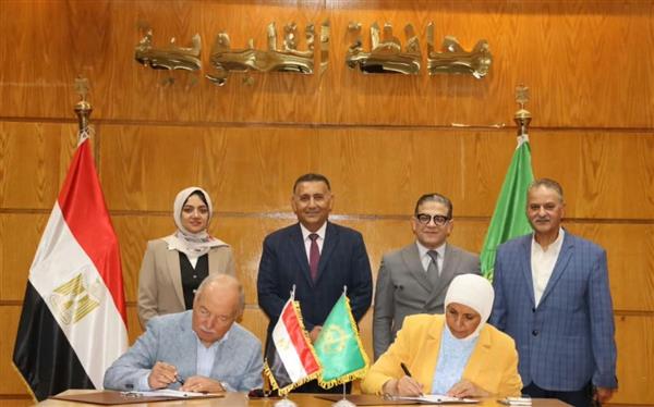 محافظ القليوبية يشهد توقيع عقد استغلال مكتبة المنار بمدينة بنها لتعظيم الاستفادة منها