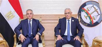 النائب العام يستقبل وزير العدل بمقر مكتبه