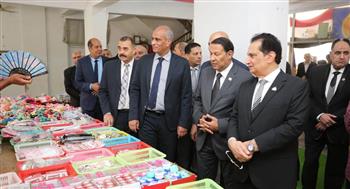   محافظ كفرالشيخ يفتتح معرض «أهلًا مدارس» بتخفيضات 35% 